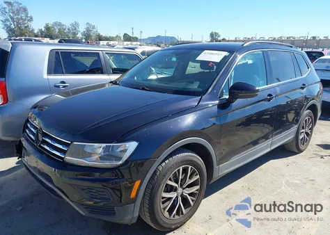 2019 Volkswagen Tiguan 2.0T Se/2.0T Sel/2.0T Sel R-Line/2.0T Sel R-Line Black из США, поврежденный, VIN 3VV3B7AX7KM161264